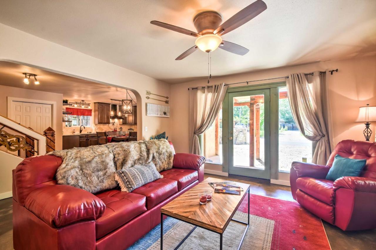 Cozy Home With Media Room Short Walk To Taos Plaza! Exterior photo